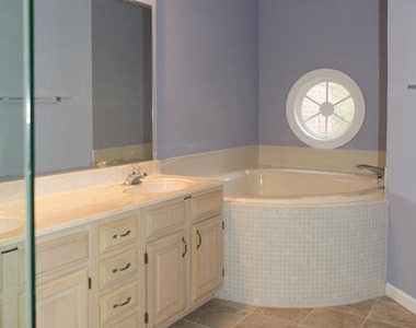7828 Oracle Place - Photo Thumbnail 19