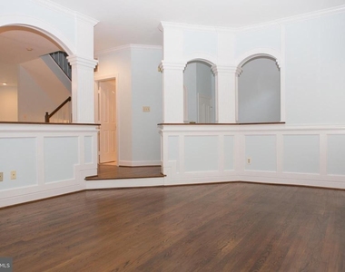 7828 Oracle Place - Photo Thumbnail 11