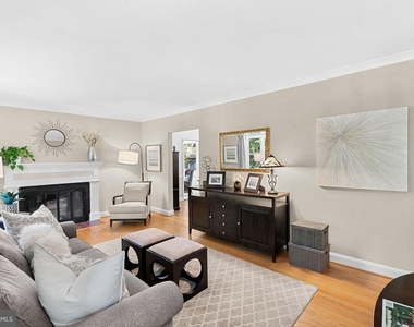 8909 2nd Avenue - Photo Thumbnail 3