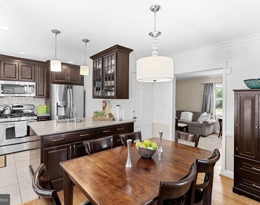 8909 2nd Avenue - Photo Thumbnail 8