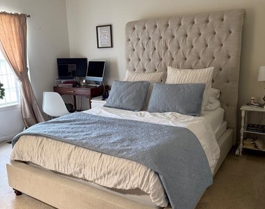 5920 Edson Lane - Photo Thumbnail 7