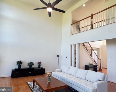 5117 Sante Fe Court - Photo Thumbnail 17