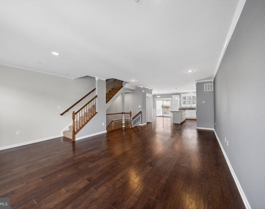 8475 Randell Ridge Road - Photo Thumbnail 15