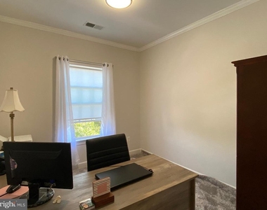 8907 Amelung Street - Photo Thumbnail 21