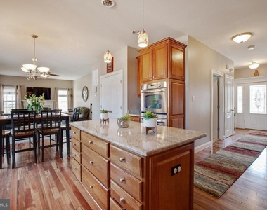 3253 Cannoncade Court - Photo Thumbnail 1