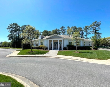 634 Oyster Bay Place - Photo Thumbnail 34