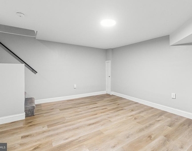 2203 Redthorn Road - Photo Thumbnail 17