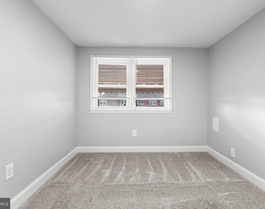 2203 Redthorn Road - Photo Thumbnail 10