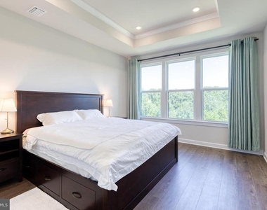 200 Hickory Hollow Court - Photo Thumbnail 18
