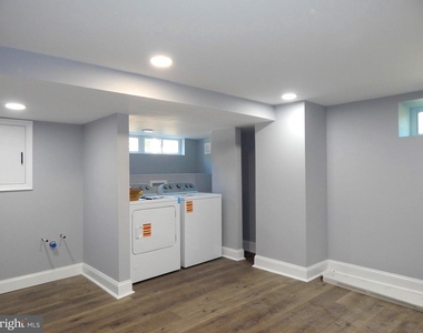 301 Cornwall Street - Photo Thumbnail 12