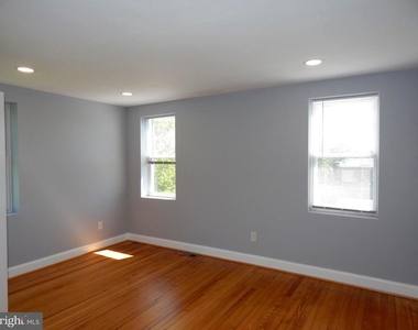 301 Cornwall Street - Photo Thumbnail 10