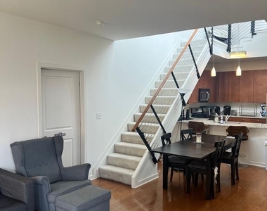 3201 Saint Paul Street - Photo Thumbnail 5