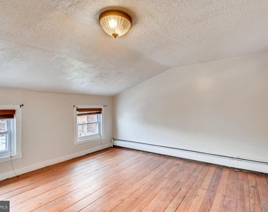 2217 Fleet Street - Photo Thumbnail 5
