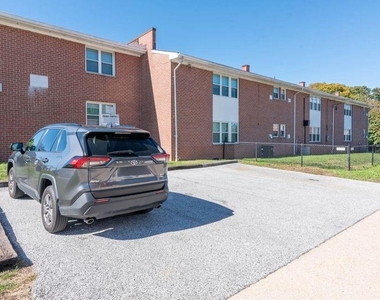 1214 Walker Avenue - Photo Thumbnail 10