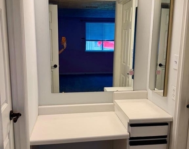 8030 Abbey Court - Photo Thumbnail 13