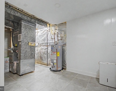 2501 Eastern Point Court - Photo Thumbnail 37