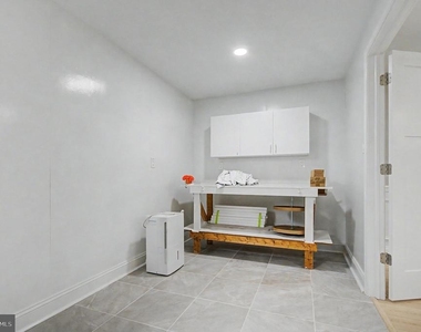 2501 Eastern Point Court - Photo Thumbnail 38