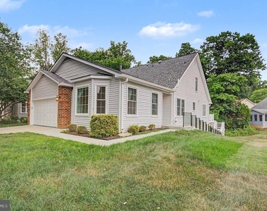 2501 Eastern Point Court - Photo Thumbnail 1