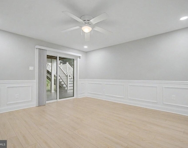 2501 Eastern Point Court - Photo Thumbnail 32