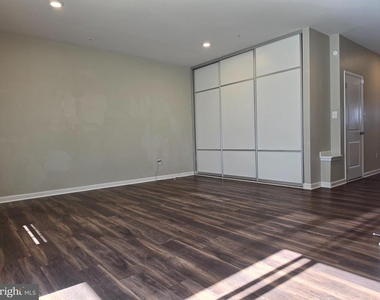 2008 Thornbrook Way - Photo Thumbnail 4