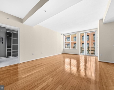 715 6th Street Nw - Photo Thumbnail 1
