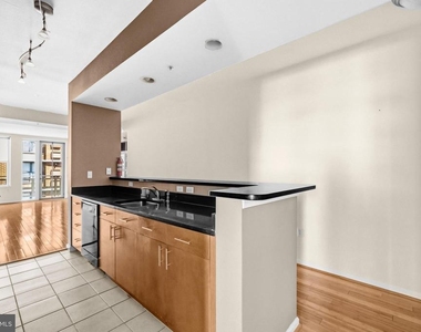 715 6th Street Nw - Photo Thumbnail 6