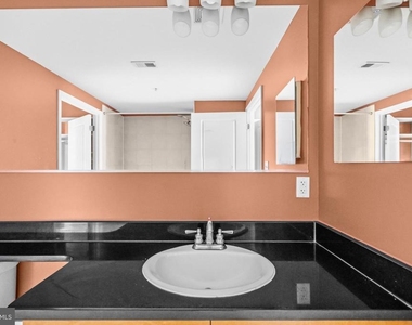 715 6th Street Nw - Photo Thumbnail 23