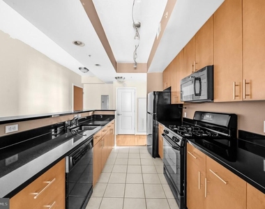 715 6th Street Nw - Photo Thumbnail 7