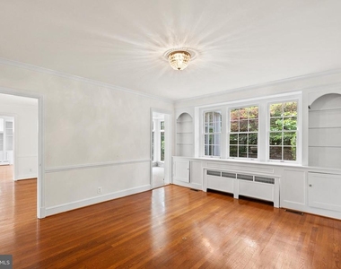4530 Dexter Street Nw - Photo Thumbnail 8