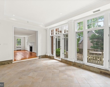 4530 Dexter Street Nw - Photo Thumbnail 5