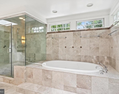 4530 Dexter Street Nw - Photo Thumbnail 24