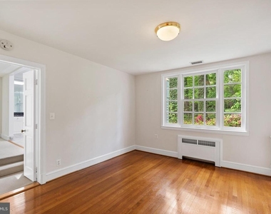 4530 Dexter Street Nw - Photo Thumbnail 19
