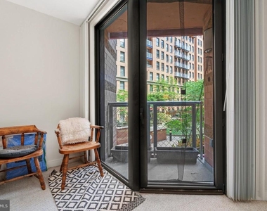 616 E Street Nw - Photo Thumbnail 5