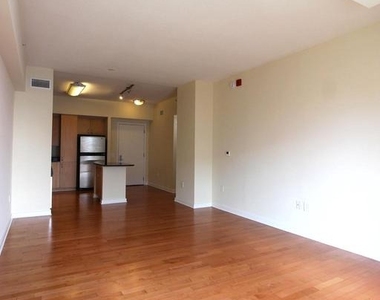 475 K Street Nw - Photo Thumbnail 6