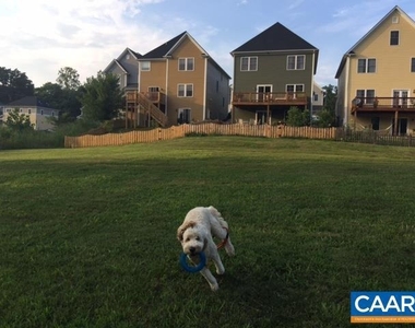 108 Blincoe Ln - Photo Thumbnail 6