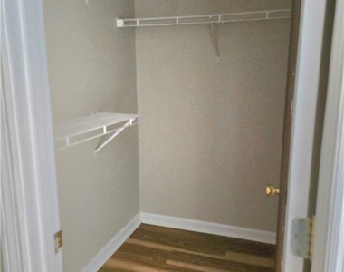 108 Laura Lane - Photo Thumbnail 15