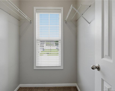 142 Collinwood Drive - Photo Thumbnail 24