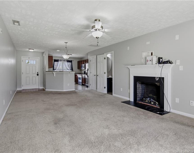 142 Collinwood Drive - Photo Thumbnail 6