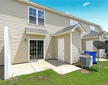 142 Collinwood Drive - Photo Thumbnail 35