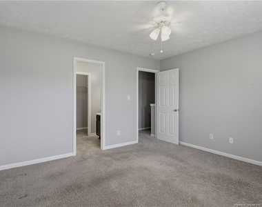 142 Collinwood Drive - Photo Thumbnail 15