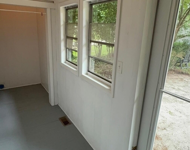 230 Grand Avenue - Photo Thumbnail 22