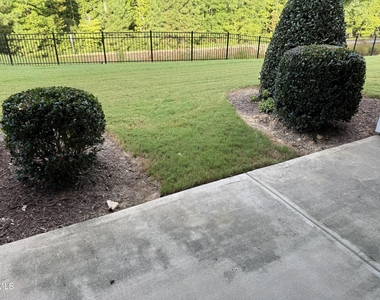 516 Skymont Drive - Photo Thumbnail 12