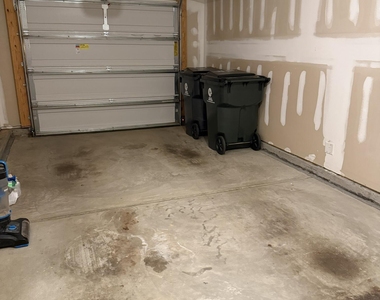 516 Skymont Drive - Photo Thumbnail 14