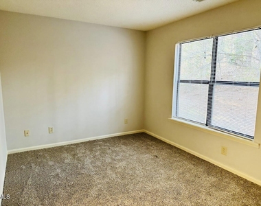 600 Audubon Lake Drive - Photo Thumbnail 6