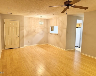 600 Audubon Lake Drive - Photo Thumbnail 1