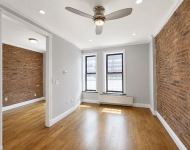 E 13th St., Unit 2h - Photo Thumbnail 2
