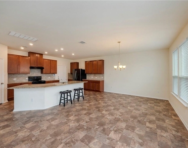 119 Everglades Ave - Photo Thumbnail 7