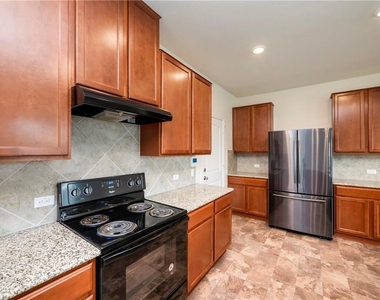 119 Everglades Ave - Photo Thumbnail 8