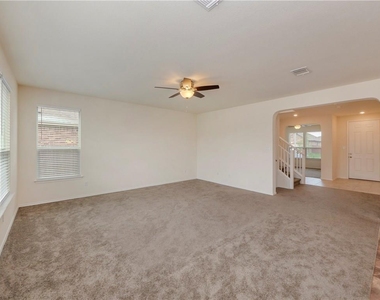 119 Everglades Ave - Photo Thumbnail 5