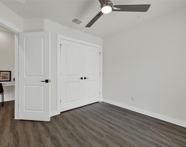 104 Creekside Trl - Photo Thumbnail 28